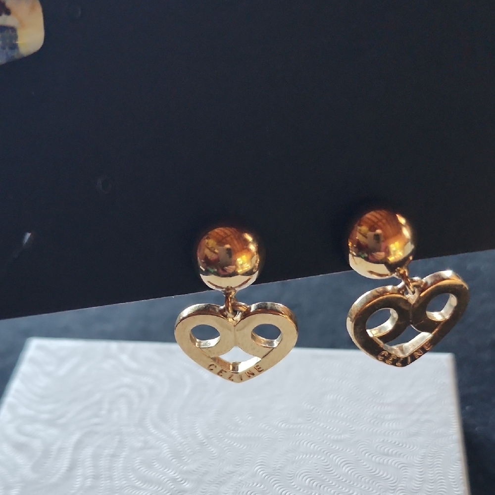 Celine Gold Heart Earrings - Picture 4 of 5